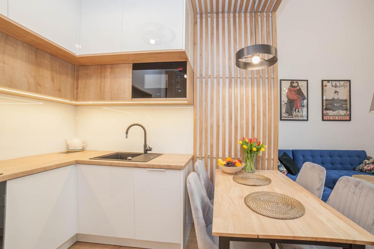 Mragowo Dwupoziomowy Apartament Indygo 85M2 Z Widokiem Na Jezioro Экстерьер фото